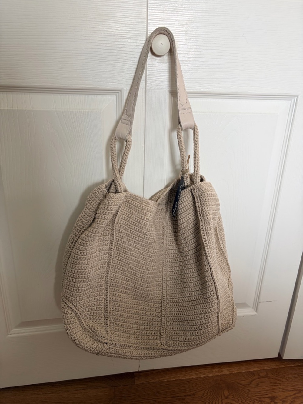 The SAK Los Feliz Large Tote Ecru new with tags